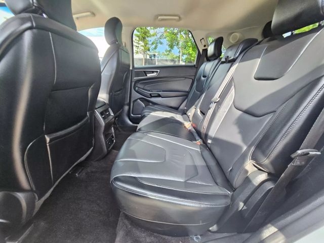 2018 Ford Edge - Image 14
