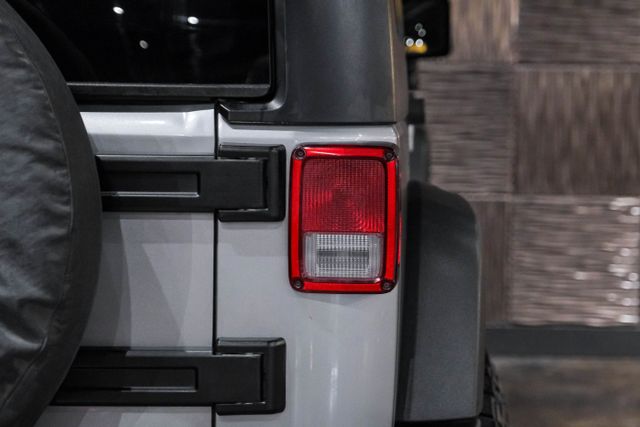 2018 Jeep Wrangler Unlimited Sport S (jk) Sport Utility 4d - Image 42