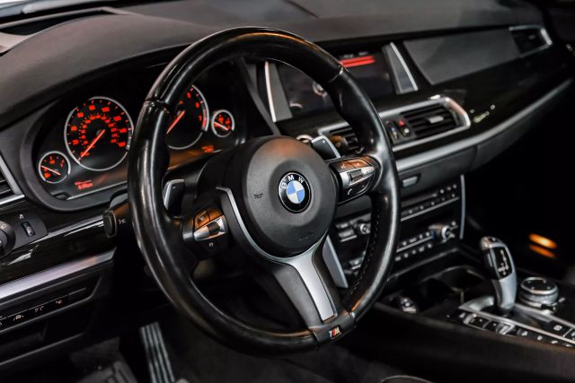 2017 Bmw 5 Series 535i Gran Turismo Xdrive Sedan 4d - Image 19