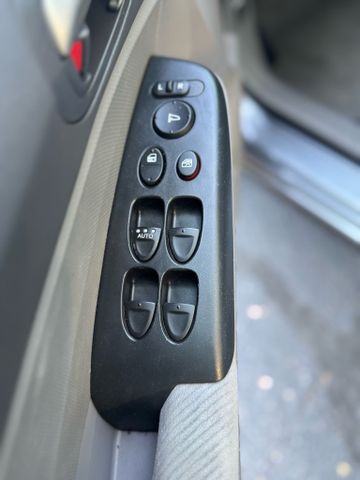 2010 Honda Civic Lx Sedan 4d - Image 16