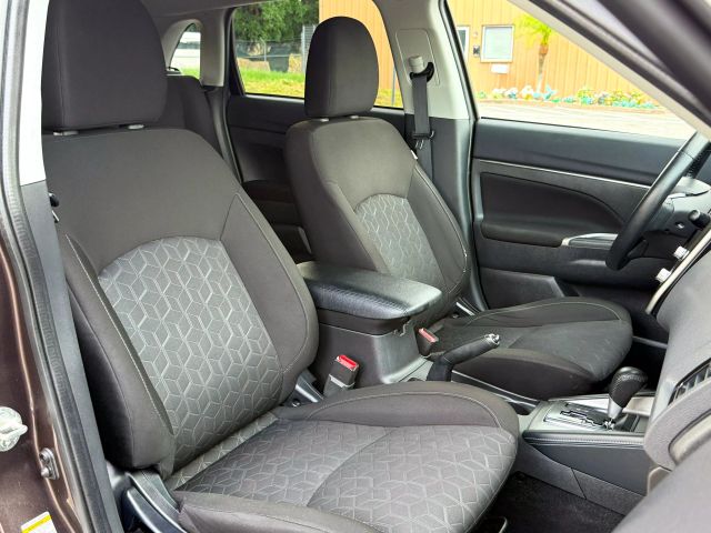 2020 Mitsubishi Outlander Sport - Image 10