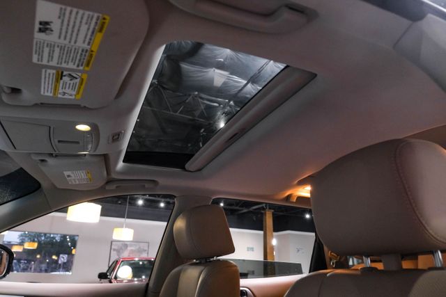 2016 Nissan Pathfinder Platinum Sport Utility 4d - Image 5