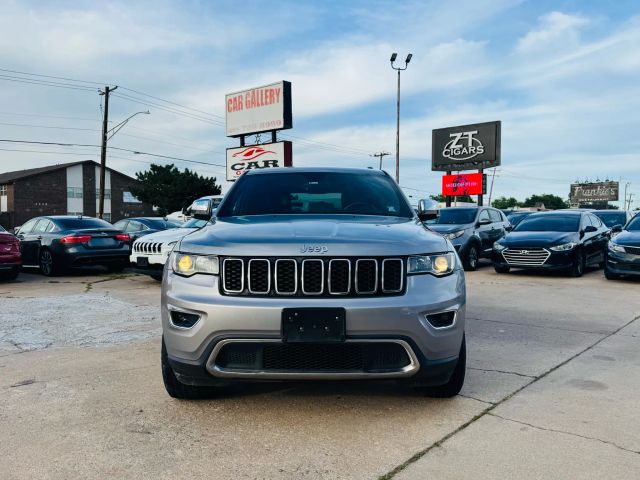 2018 Jeep Grand Cherokee - Image 3