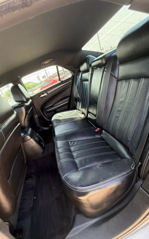 2018 CHRYSLER 300 SEDAN V6, 3.6 LITER 300S SEDAN 4D