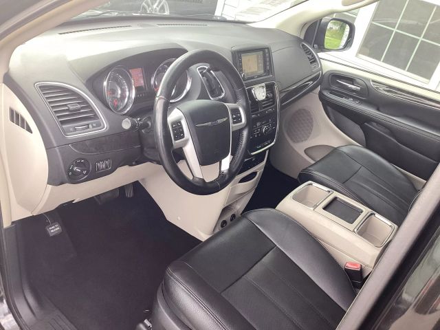2016 CHRYSLER TOWN & COUNTRY VAN BLACK AUTOMATIC - Interstate Auto Sales