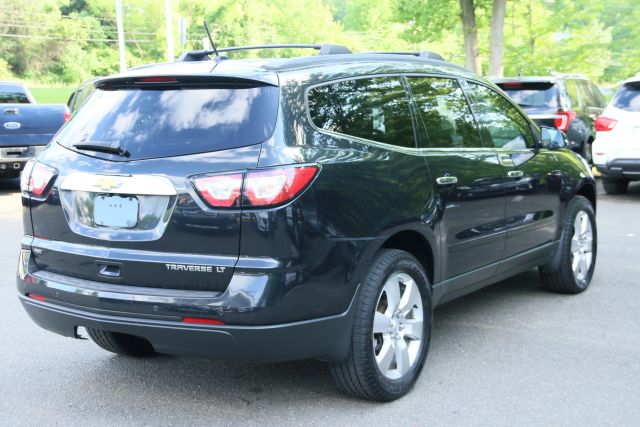 2015 Chevrolet Traverse - Image 7