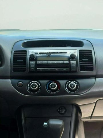 2006 Toyota Camry - Image 23