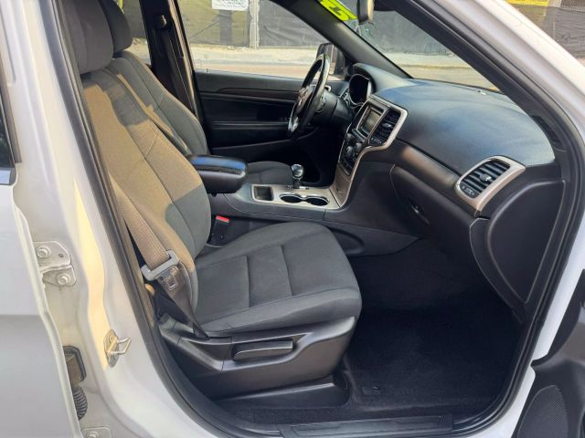 2015 JEEP GRAND CHEROKEE SUV V6, FLEX FUEL, 3.6 LITER LAREDO SPORT UTILITY 4D
