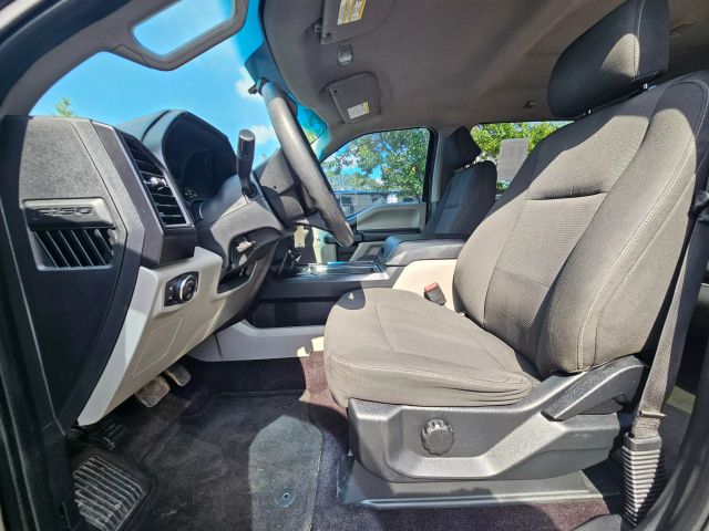 2017 Ford F150 Supercrew Cab - Image 14