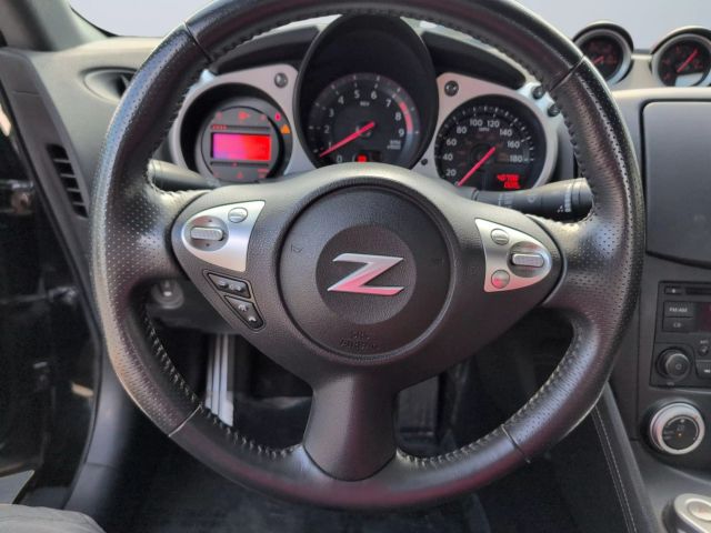 2019 Nissan 370z - Image 12