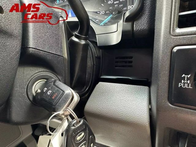 2018 Ford F250 Super Duty Super Cab - Image 25
