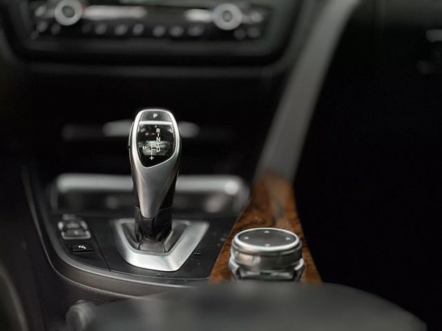 2015 Bmw 3 Series - Image 22