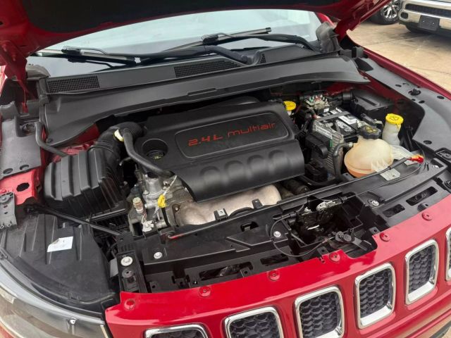 2019 Jeep Compass - Image 19