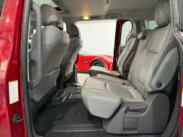 2021 Toyota Sienna - Image 118