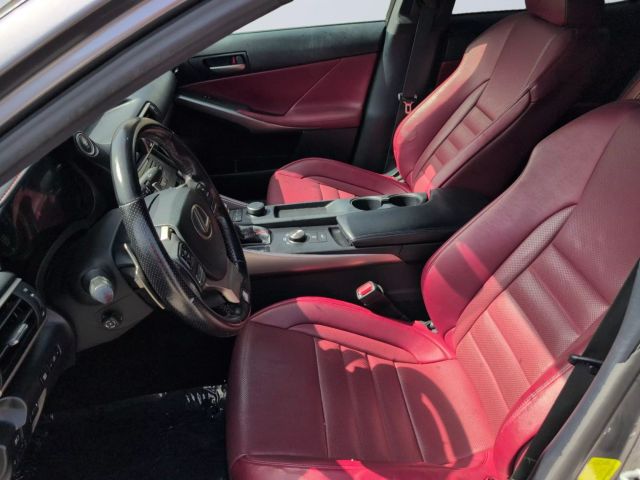 2018 Lexus Is - Image 9