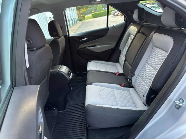 2018 Chevrolet Equinox - Image 17