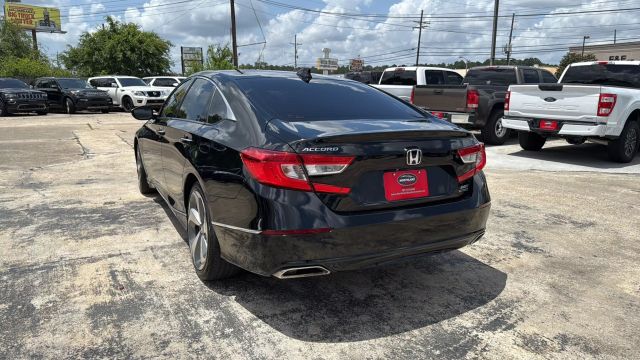 2018 Honda Accord - Image 23