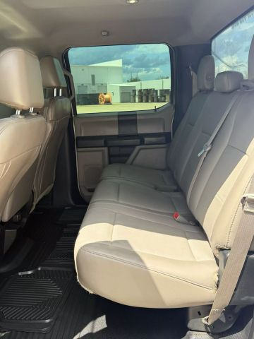 2018 Ford F250 Super Duty Crew Cab - Image 9