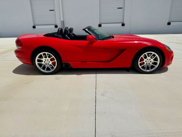 2004 Dodge Viper - Image 7