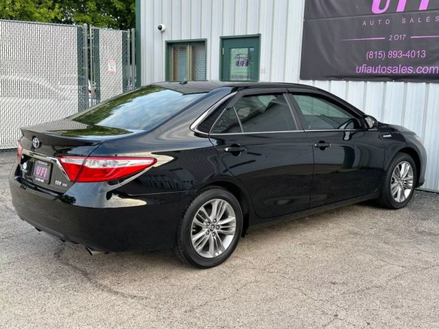 2015 Toyota Camry - Image 11