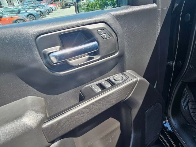 2019 Chevrolet Silverado 1500 Double Cab - Image 16