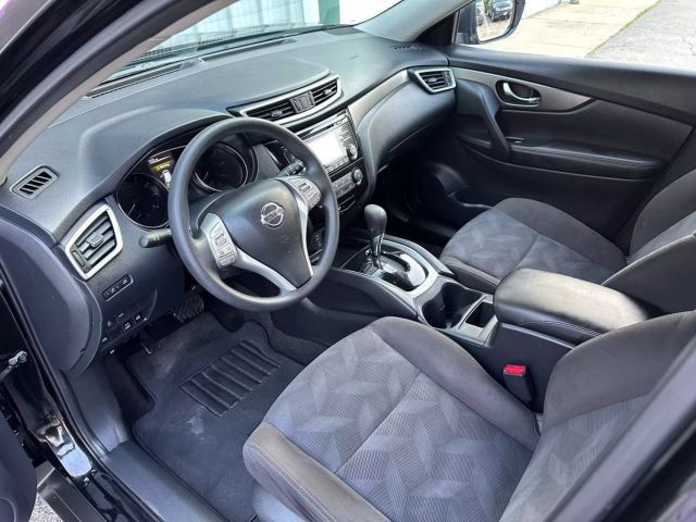 2015 Nissan Rogue - Image 16
