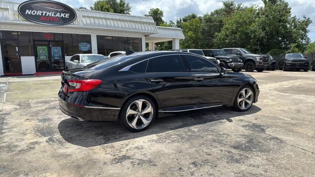 2018 Honda Accord - Image 16