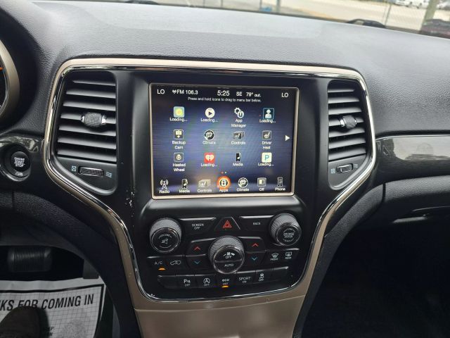 2017 Jeep Grand Cherokee - Image 30