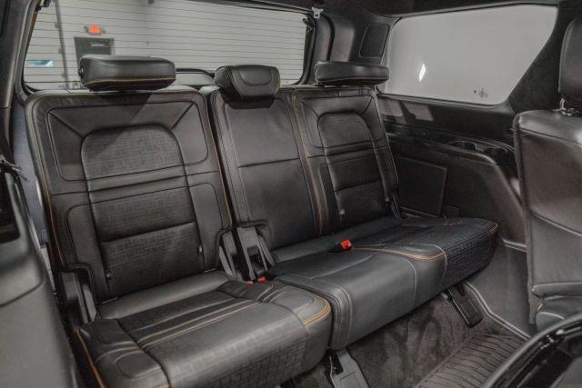 2024 Lincoln Navigator Black Label Sport Utility 4d - - Image 32