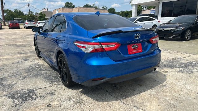 2019 Toyota Camry - Image 23