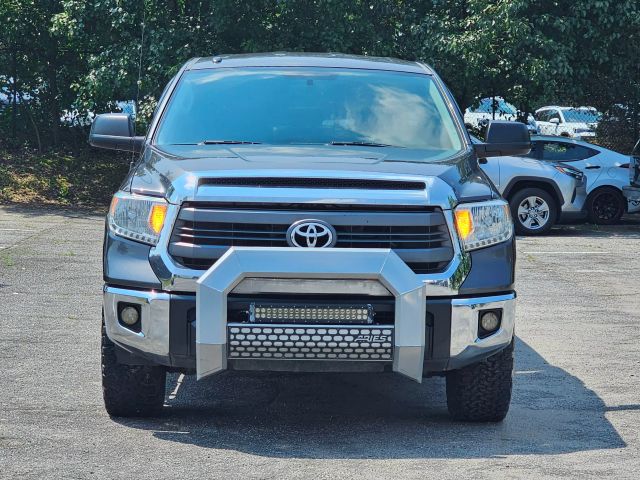2014 Toyota Tundra Double Cab - Image 2
