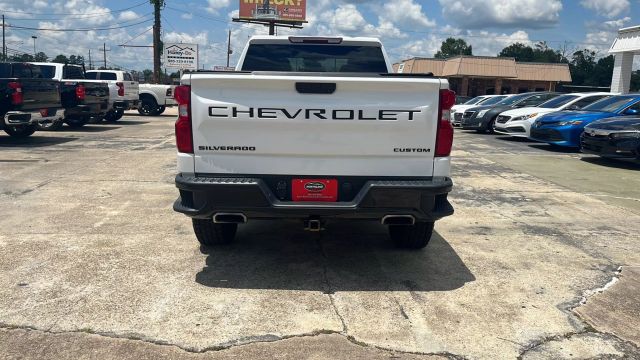 2020 Chevrolet Silverado 1500 Crew Cab - Image 16
