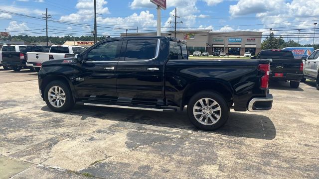 2022 Chevrolet Silverado 1500 Limited Crew Cab - Image 18