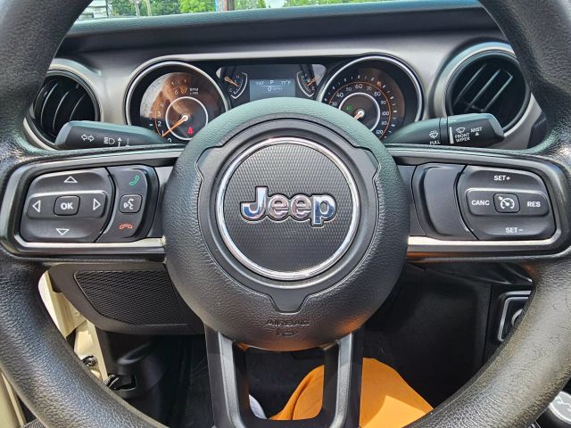2020 Jeep Gladiator - Image 22