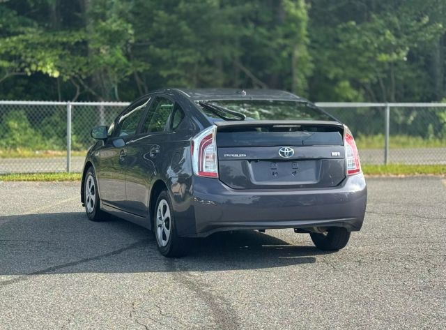 2012 Toyota Prius Four Hatchback 4d - Image 7