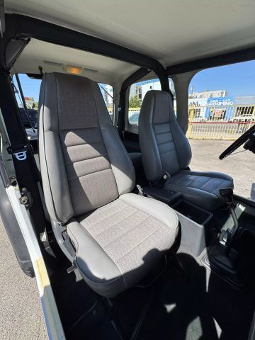 1994 Jeep Wrangler - Image 38