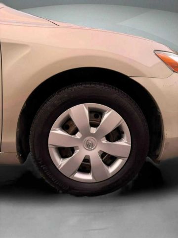 2008 Toyota Camry - Image 29