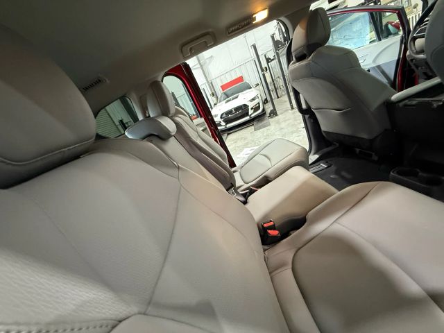 2021 Toyota Sienna - Image 135