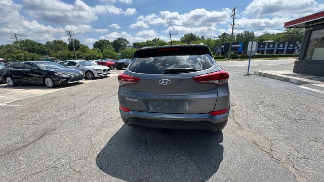 2016 Hyundai Tucson - Image 4