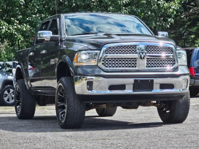 2015 Ram 1500 Crew Cab - Image 3