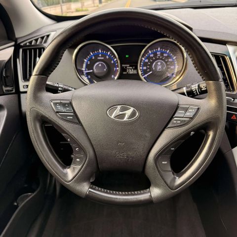 2012 Hyundai Sonata Limited Sedan 4d - Image 23