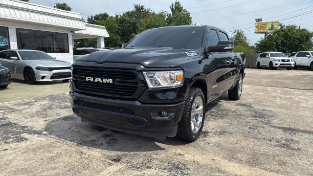 2019 Ram 1500 Crew Cab - Image 8