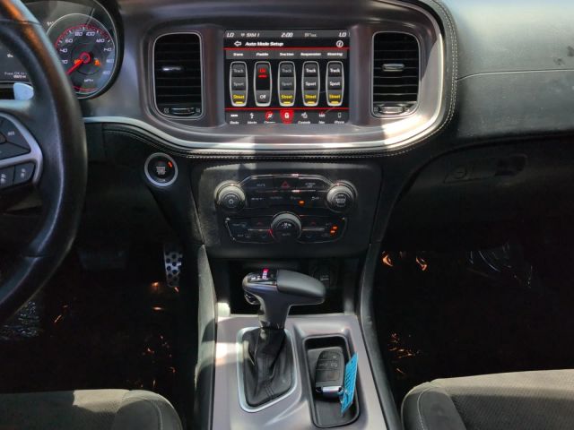 2019 Dodge Charger - Image 11