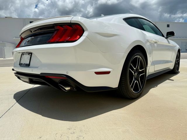 2022 Ford Mustang - Image 14