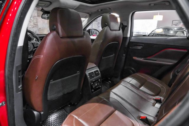 2017 Jaguar F-pace S Sport Utility 4d - Image 33