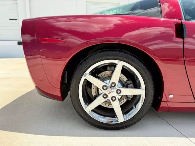 2006 Chevrolet Corvette - Image 13