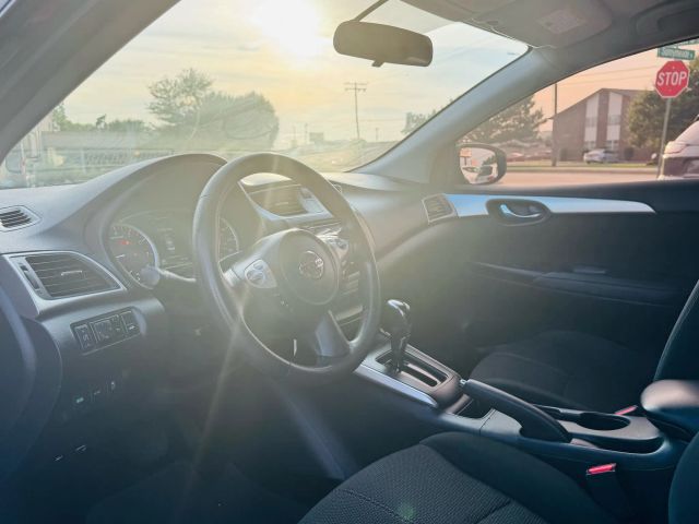 2018 Nissan Sentra - Image 13