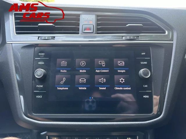 2019 Volkswagen Tiguan - Image 36