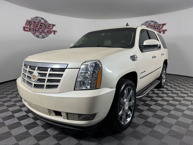 Image of 2013 CADILLAC ESCALADE  LUXURY SPORT UTILITY 4D