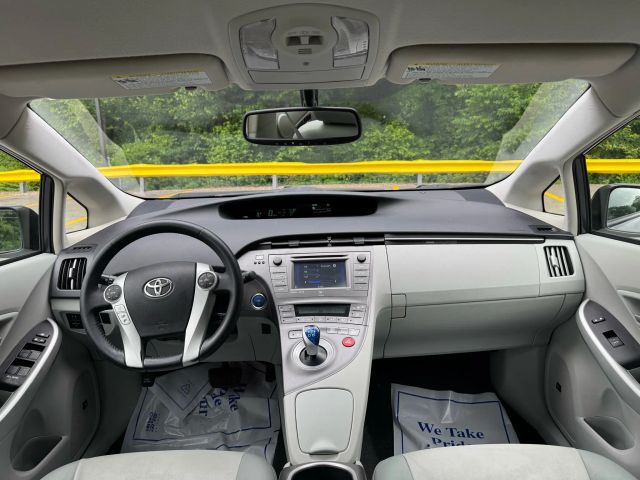 2012 Toyota Prius Four Hatchback 4d - Image 13